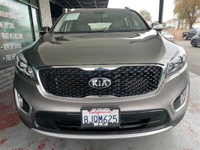 2016 Kia Sorento EX   - Photo 12 - Orange, CA 92868