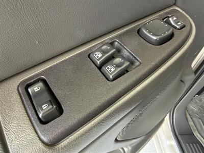 2005 GMC Sierra 1500 SLE   - Photo 22 - Orange, CA 92868