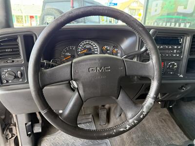 2005 GMC Sierra 1500 SLE   - Photo 19 - Orange, CA 92868