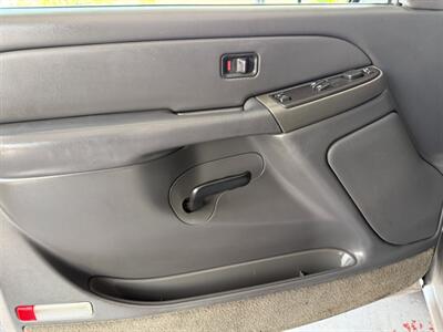 2005 GMC Sierra 1500 SLE   - Photo 21 - Orange, CA 92868