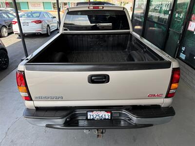 2005 GMC Sierra 1500 SLE   - Photo 14 - Orange, CA 92868