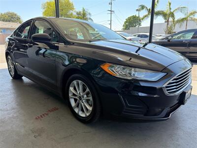 2020 Ford Fusion SE   - Photo 8 - Orange, CA 92868