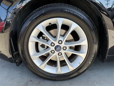 2020 Ford Fusion SE   - Photo 40 - Orange, CA 92868