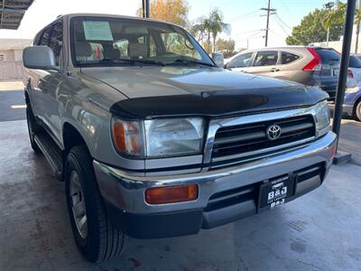 1998 Toyota 4Runner SR5   - Photo 9 - Orange, CA 92868