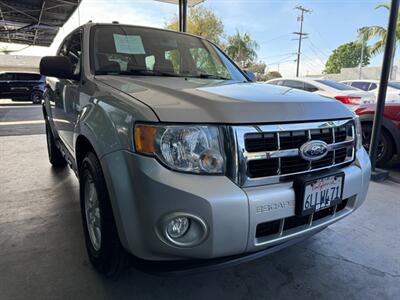 2010 Ford Escape XLT   - Photo 9 - Orange, CA 92868