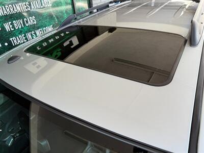 2010 Ford Escape XLT   - Photo 16 - Orange, CA 92868