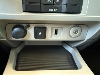 2010 Ford Escape XLT   - Photo 34 - Orange, CA 92868