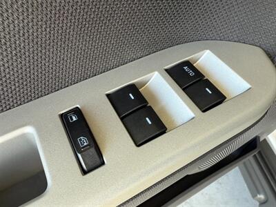 2010 Ford Escape XLT   - Photo 27 - Orange, CA 92868