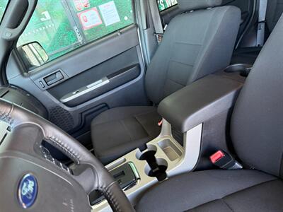 2010 Ford Escape XLT   - Photo 20 - Orange, CA 92868