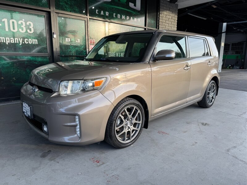 2014 Scion xB Base