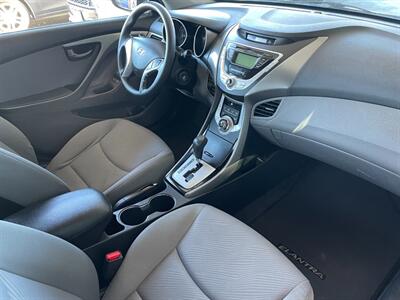 2012 Hyundai ELANTRA GLS   - Photo 24 - Orange, CA 92868