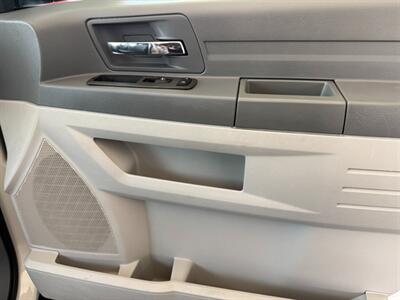2008 Dodge Grand Caravan SE - Photo 27 - Orange, CA 92868