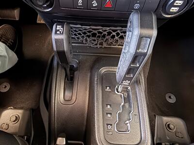 2018 Jeep Wrangler JK Unlimited Sahara   - Photo 31 - Orange, CA 92868