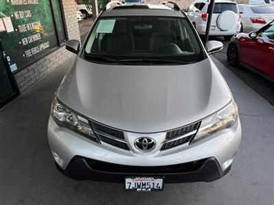 2015 Toyota RAV4 XLE - Photo 12 - Orange, CA 92868