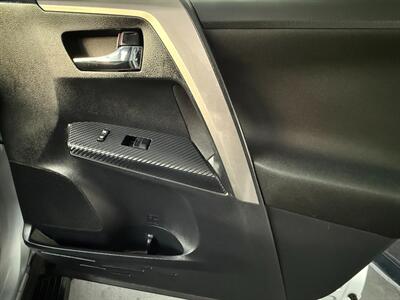 2015 Toyota RAV4 XLE - Photo 27 - Orange, CA 92868