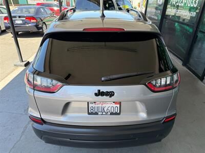 2020 Jeep Cherokee Altitude   - Photo 15 - Orange, CA 92868
