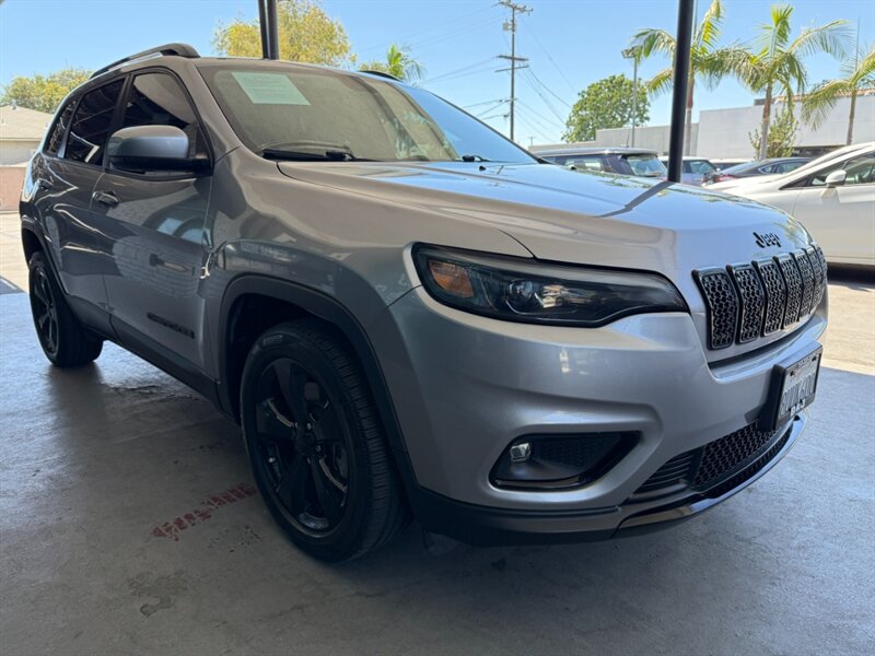 2020 Jeep Cherokee Altitude photo 7