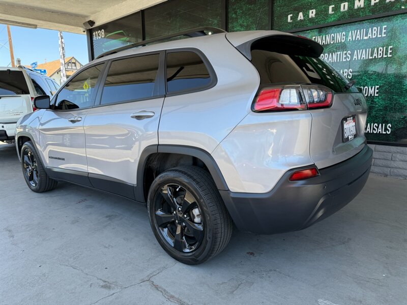 2020 Jeep Cherokee Altitude photo 5