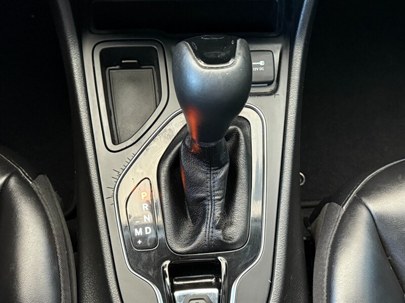 2020 Jeep Cherokee Altitude photo 32