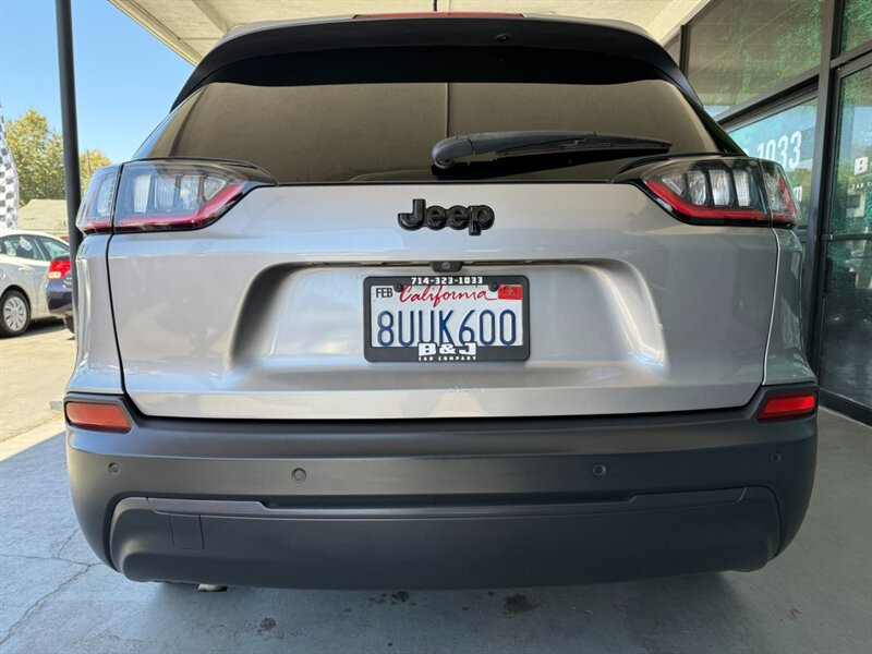 2020 Jeep Cherokee Altitude photo 13