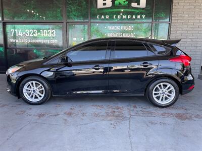 2018 Ford Focus SE   - Photo 4 - Orange, CA 92868