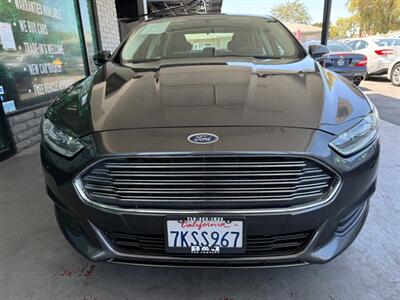 2015 Ford Fusion Hybrid SE - Photo 12 - Orange, CA 92868