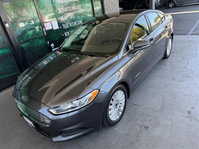 2015 Ford Fusion Hybrid SE - Photo 2 - Orange, CA 92868