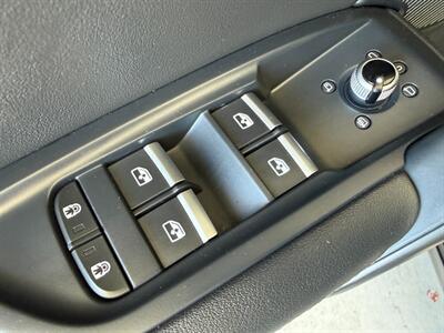 2022 Audi Q5 e quattro S line Prestige - Photo 23 - Orange, CA 92868