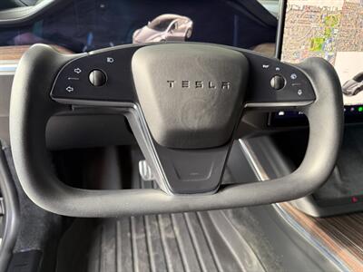 2021 Tesla Model S Plaid   - Photo 16 - Orange, CA 92868