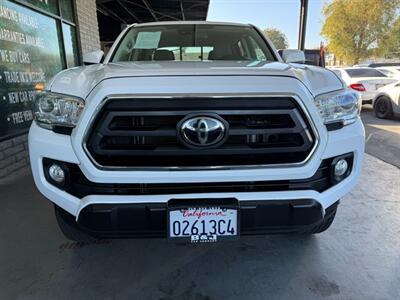 2021 Toyota Tacoma SR5   - Photo 12 - Orange, CA 92868