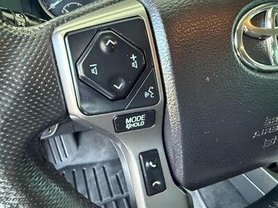 2021 Toyota Tacoma SR5   - Photo 24 - Orange, CA 92868