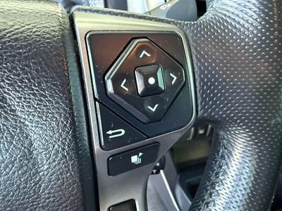 2021 Toyota Tacoma SR5   - Photo 25 - Orange, CA 92868