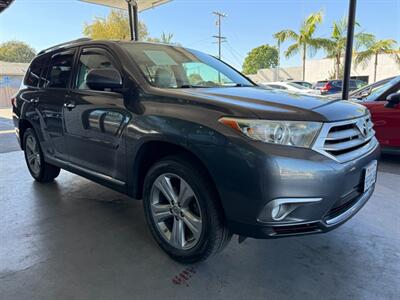 2013 Toyota Highlander Limited   - Photo 8 - Orange, CA 92868