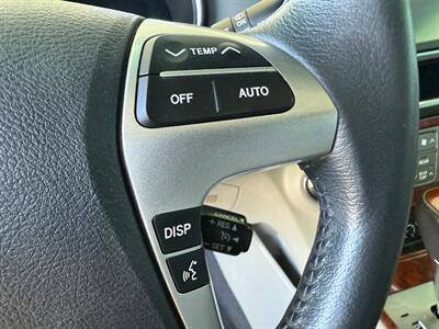 2013 Toyota Highlander Limited   - Photo 25 - Orange, CA 92868