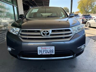 2013 Toyota Highlander Limited   - Photo 12 - Orange, CA 92868