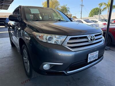 2013 Toyota Highlander Limited   - Photo 9 - Orange, CA 92868