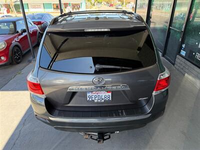 2013 Toyota Highlander Limited   - Photo 15 - Orange, CA 92868
