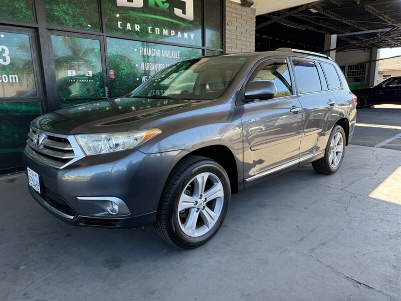 2013 Toyota Highlander Limited   - Photo 1 - Orange, CA 92868