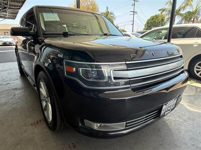 2016 Ford Flex Limited - Photo 8 - Orange, CA 92868