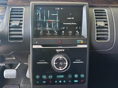 2016 Ford Flex Limited - Photo 32 - Orange, CA 92868