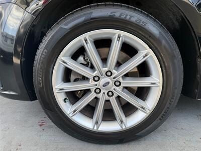 2016 Ford Flex Limited - Photo 39 - Orange, CA 92868