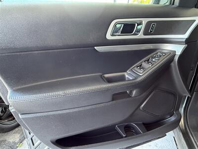 2015 Ford Explorer XLT   - Photo 22 - Orange, CA 92868