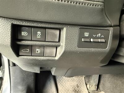 2019 Toyota Avalon XLE   - Photo 23 - Orange, CA 92868