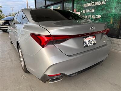 2019 Toyota Avalon XLE   - Photo 4 - Orange, CA 92868