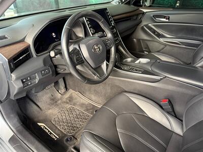 2019 Toyota Avalon XLE   - Photo 16 - Orange, CA 92868