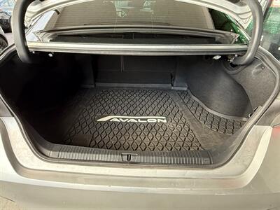 2019 Toyota Avalon XLE   - Photo 37 - Orange, CA 92868