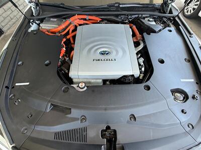 2022 Toyota Mirai XLE - Photo 36 - Orange, CA 92868