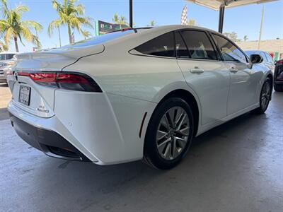 2022 Toyota Mirai XLE - Photo 9 - Orange, CA 92868