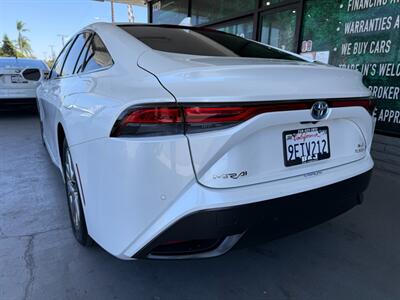 2022 Toyota Mirai XLE - Photo 6 - Orange, CA 92868