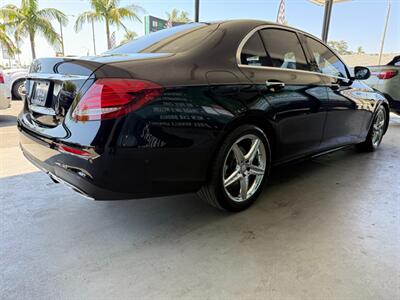 2017 Mercedes-Benz E 300   - Photo 9 - Orange, CA 92868